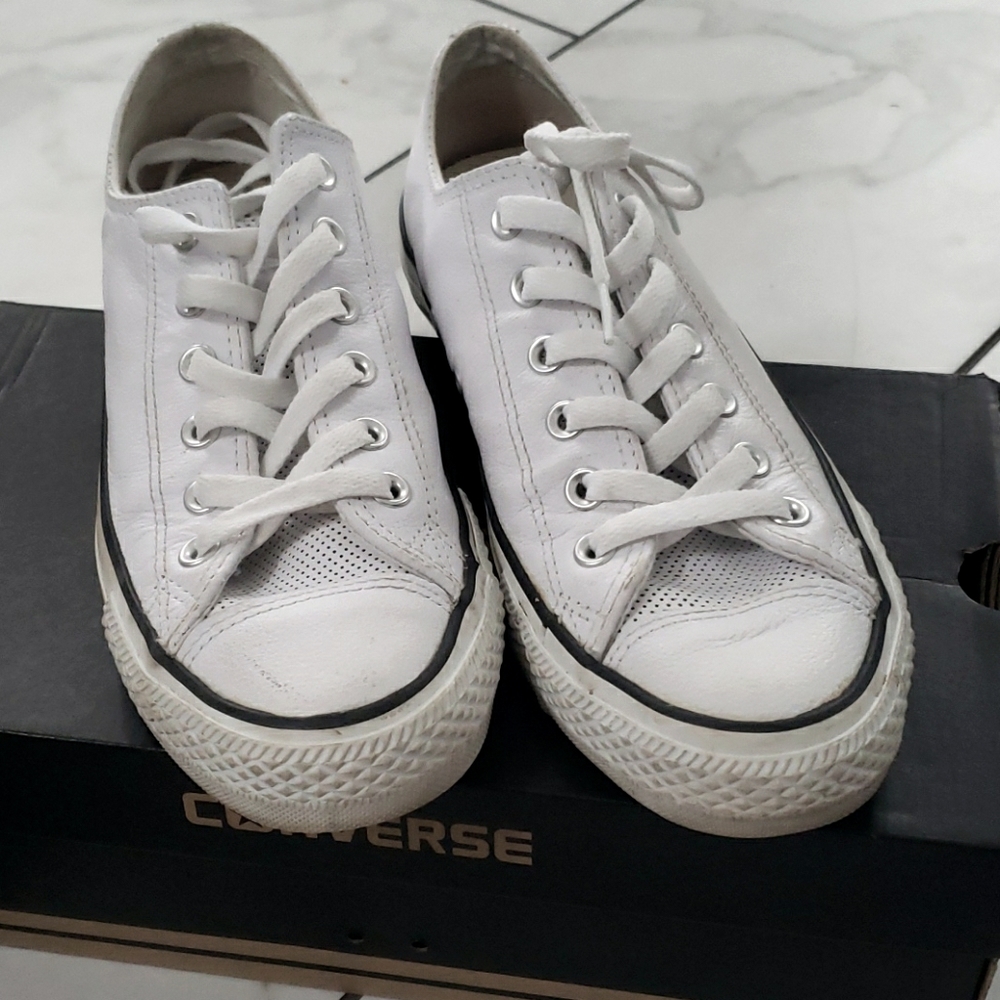 Converse- White Leather